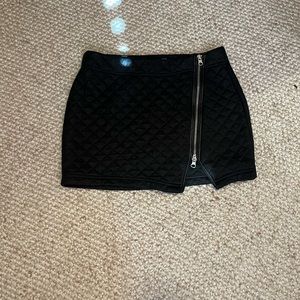 Black quilted zipper mini skirt